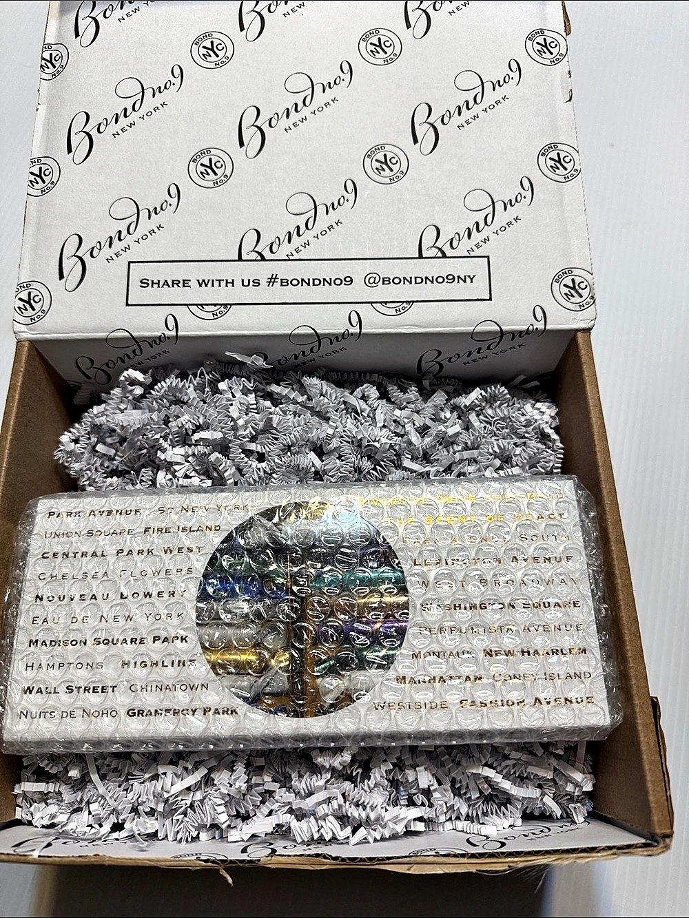 Bond No. 9 Bond To Go Super Luxe Silver Gold